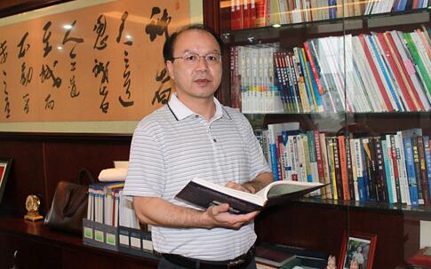 廣西博世科公司王雙飛是廣西大學(xué)老師？宋海農(nóng)領(lǐng)導(dǎo)班子成員