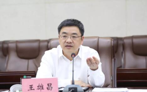 王雄昌簡(jiǎn)歷：欽州市委副書記、市長(zhǎng)王雄昌被抓接受審查調(diào)查，曾任欽州自貿(mào)區(qū)常務(wù)副主任、常務(wù)副市長(zhǎng)