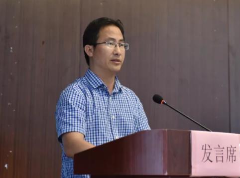 吳國軍簡歷：河池羅城縣委副書記、縣長吳國軍，曾任河池羅城縣副縣長、政協(xié)副主席